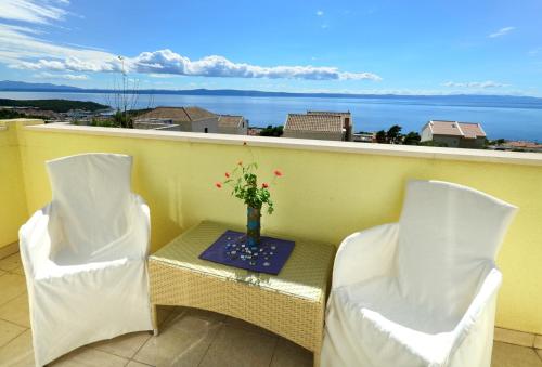 Villa Luna in Makarska private pool - image 14