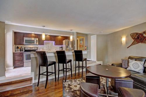 Two-Bedroom Apartment image 5