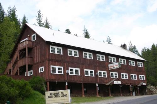 Bear Creek Lodge - Accommodation - Mount Spokane