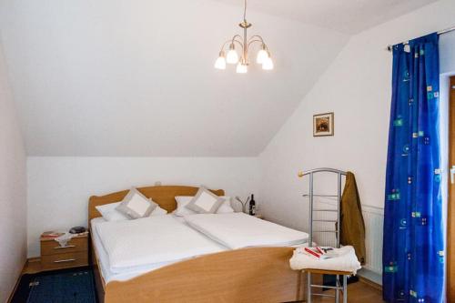 Sixt Martina - main image