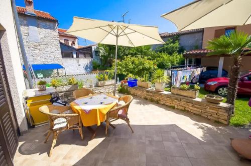  Zorko Apartments, Pension in Novigrad