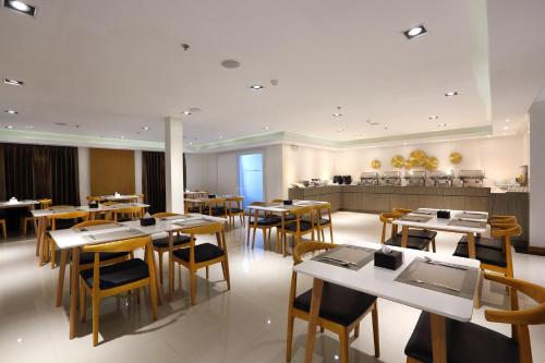 Food and beverages, K.C Hotel in Yangon Airport