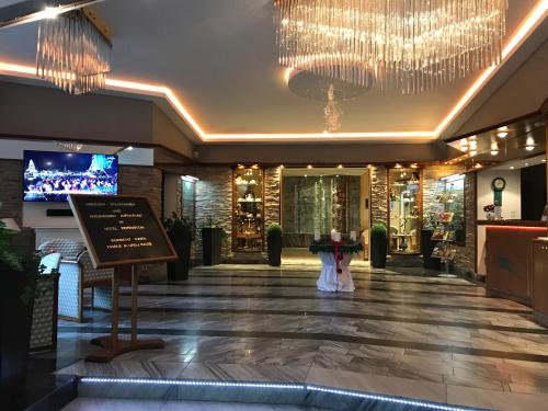 Lobby, Hotel Reifenstein in Kleinbartloff