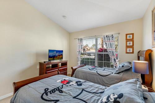 5 BR Emerald Island Villa Mins from Disney South Facing Pool Huge Corner Lot! - image 6
