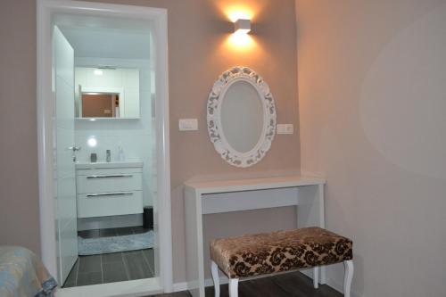 Apartment Oaza - image 14