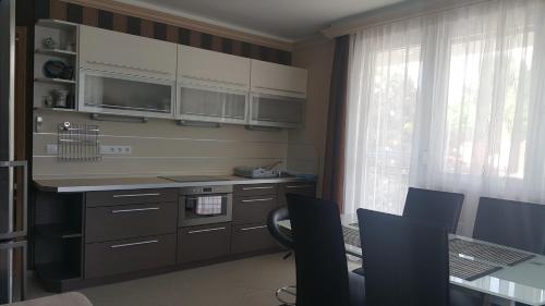  Onyx Wellness Apartman, Pension in Siófok