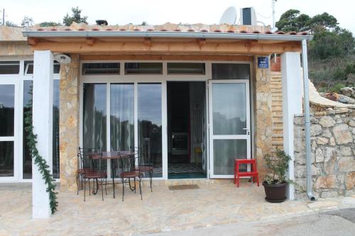  Apartments with a parking space Mali Iz (Iz) - 15278 in Veli Iž