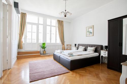 Chic & Charm Apartment, Budapest (photo 8)
