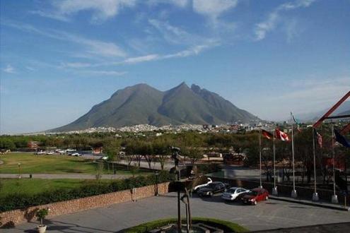 Holiday Inn Monterrey-Parque Fundidora