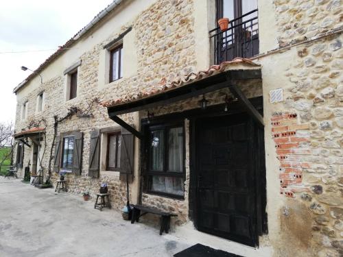 Algarabiastaying 3 granja San Julián - Valle de Manzanedo