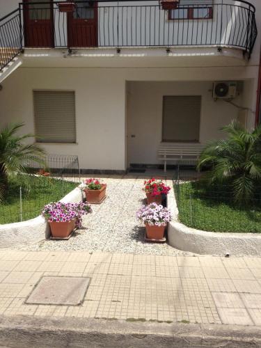  Romano Apartment, Pension in Capo dʼOrlando bei Capri Leone