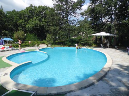 . Park Hotel Kamchia