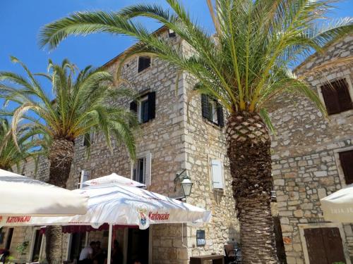  Ap. Norales - Full Equipped - Center Town! in Stari Grad