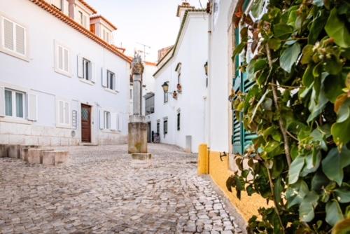 Sitio Castelo Beach in Cascais