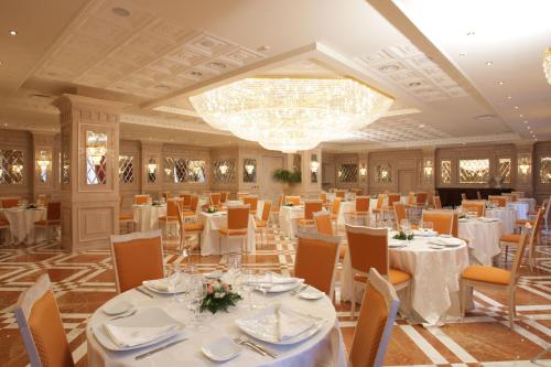 Ресторан, Grand Hotel Vanvitelli in Marcianise