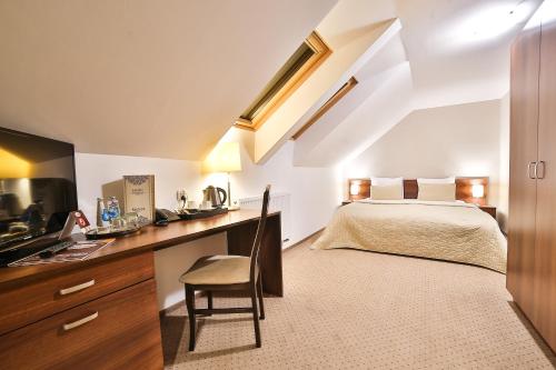 1 twin bed