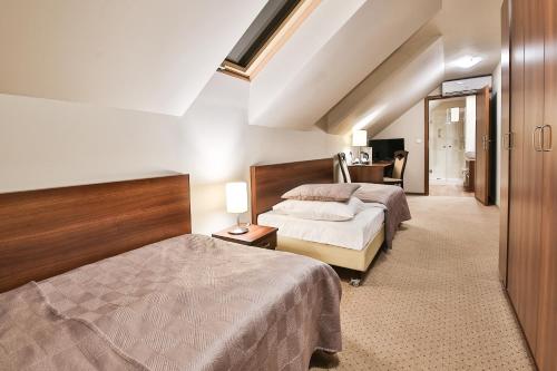 1 double bed