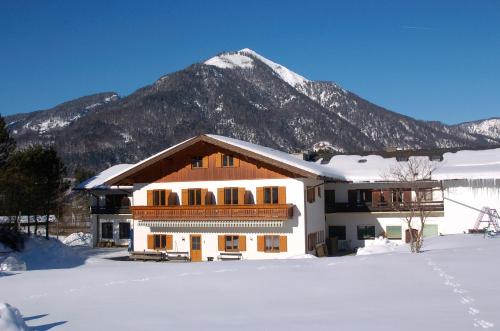 Hotel Garni Pension zur Wacht in Strobl, Österreich