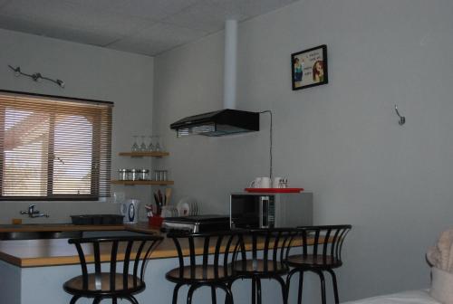 кухня, Oppi-Koppi Rest Camp in Каманжаб