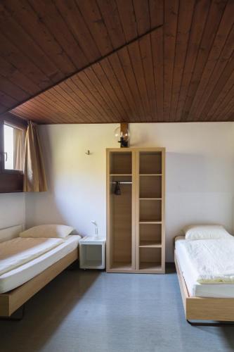 Double or Twin Room with Shared Bathroom