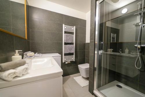 Zora Exclusive Apartment - image 13