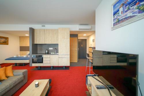 Zora Exclusive Apartment - image 6