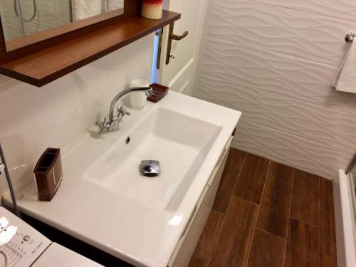 Charming Luxury Villa Charming Luxury Villa