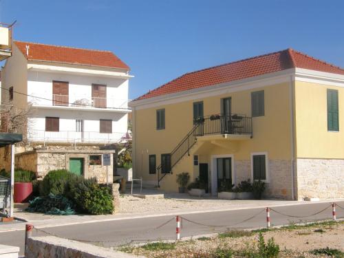 Apartments Guzela - image 12