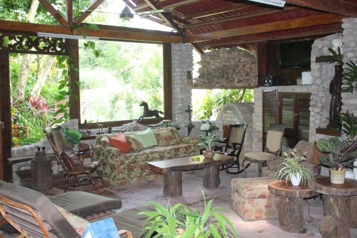 Facilities, Los Aramos in El Valle De Anton