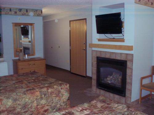 Oveson's Pelican Lake Resort and Inn - image 7