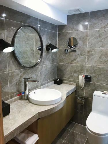 Ruicheng Hotel Main image