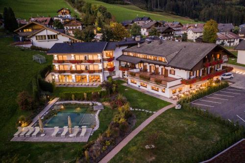 Boutique Hotel Eggele - San Candido