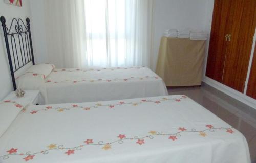 One-Bedroom Apartment (3 Adults + 1 Child) image 10