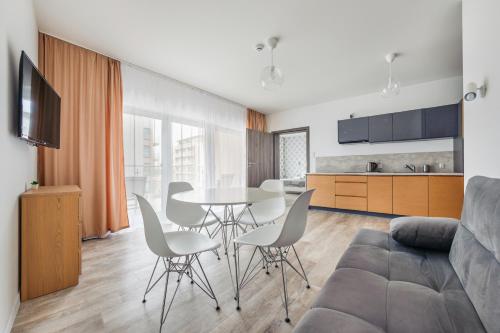 Apartamenty Sun & Snow Pięć Mórz - image 2