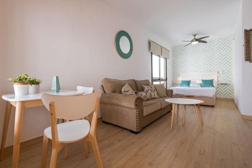 Santa Marina Central Loft by Valcambre, Sevilla (Foto 2)