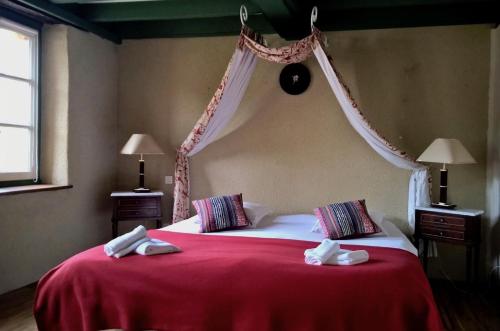 1 double bed, 3 twin beds, 1 sofa bed