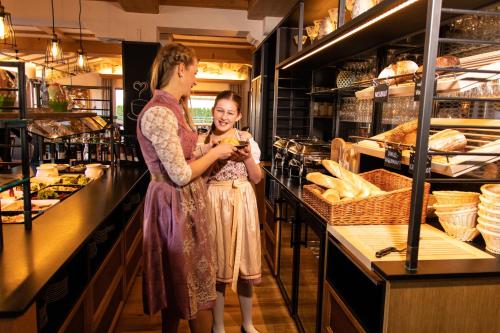 Sport und Familienhotel Klausen - image 14