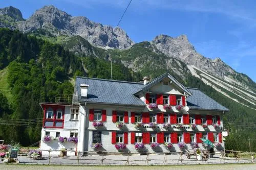 Landhaus Bad Hopfreben in Schoppernau, Österreich
