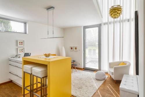 Fasiliti, Hotel F-RITZ in Schleswig