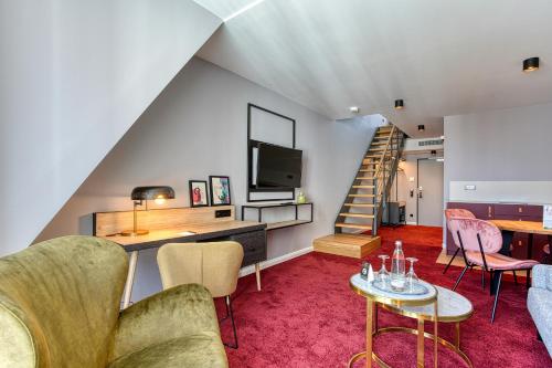Centro Hotel Stern - image 9