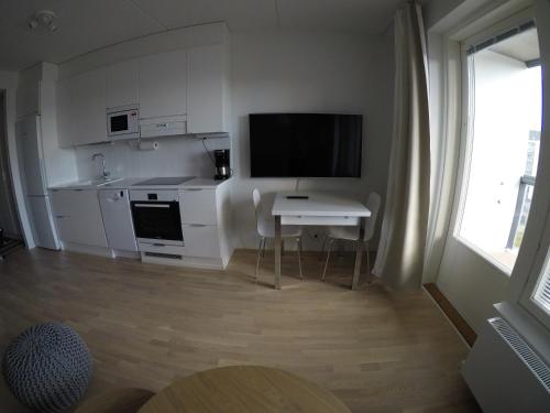 Soolo 6th floor lake view