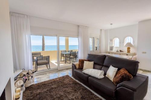 Beach View Playa Del Moral in บาเอีย โดราดา