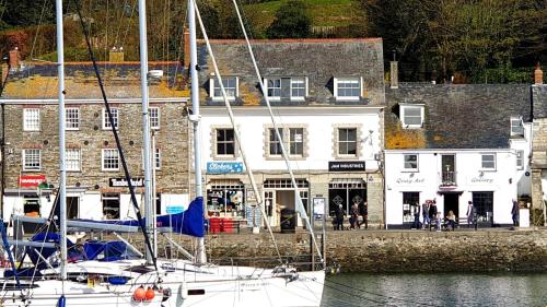 Padstow Escapes - Teyr Luxury Penthouse Apartment