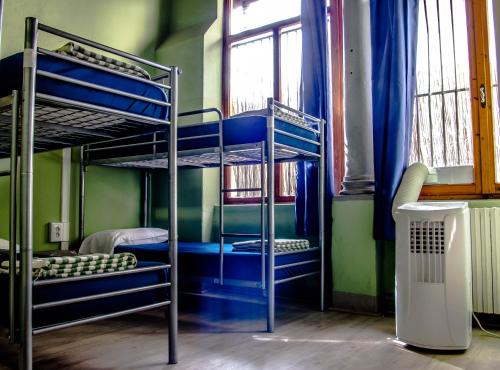 Hostel Santa Monaca - image 9