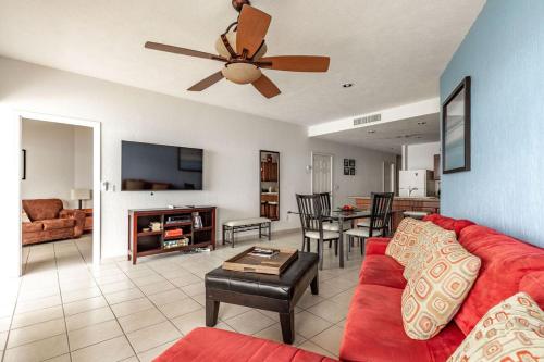 Sonoran Sea 2BR SSW 606 by Casago