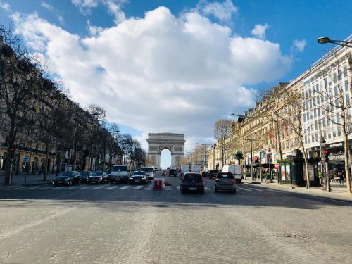 ARC DE TRIOMPHE-CARNOT Luxury & Design - image 12