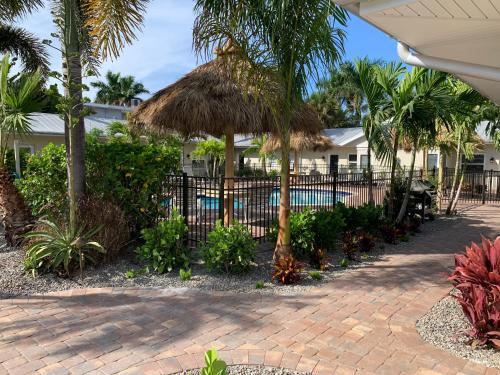 Twin Palms at Siesta in Siesta Key (FL)