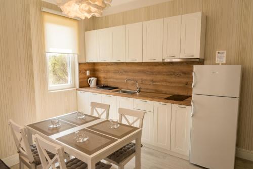 Antique Residence - image 13