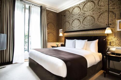 190511264 La Réserve Paris Hotel & Spa