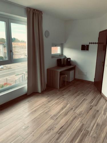 Relais fiera milano – Pero, DC